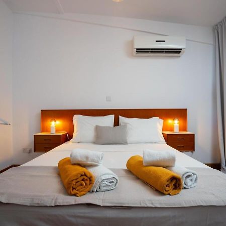 1-80 Collection Penthouse By Trulycyprus Apartment Limassol Ngoại thất bức ảnh